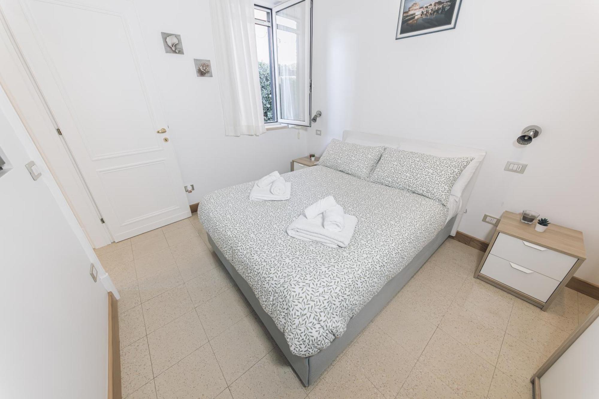 Agrippina House: Mura Vaticane Rome Exterior photo